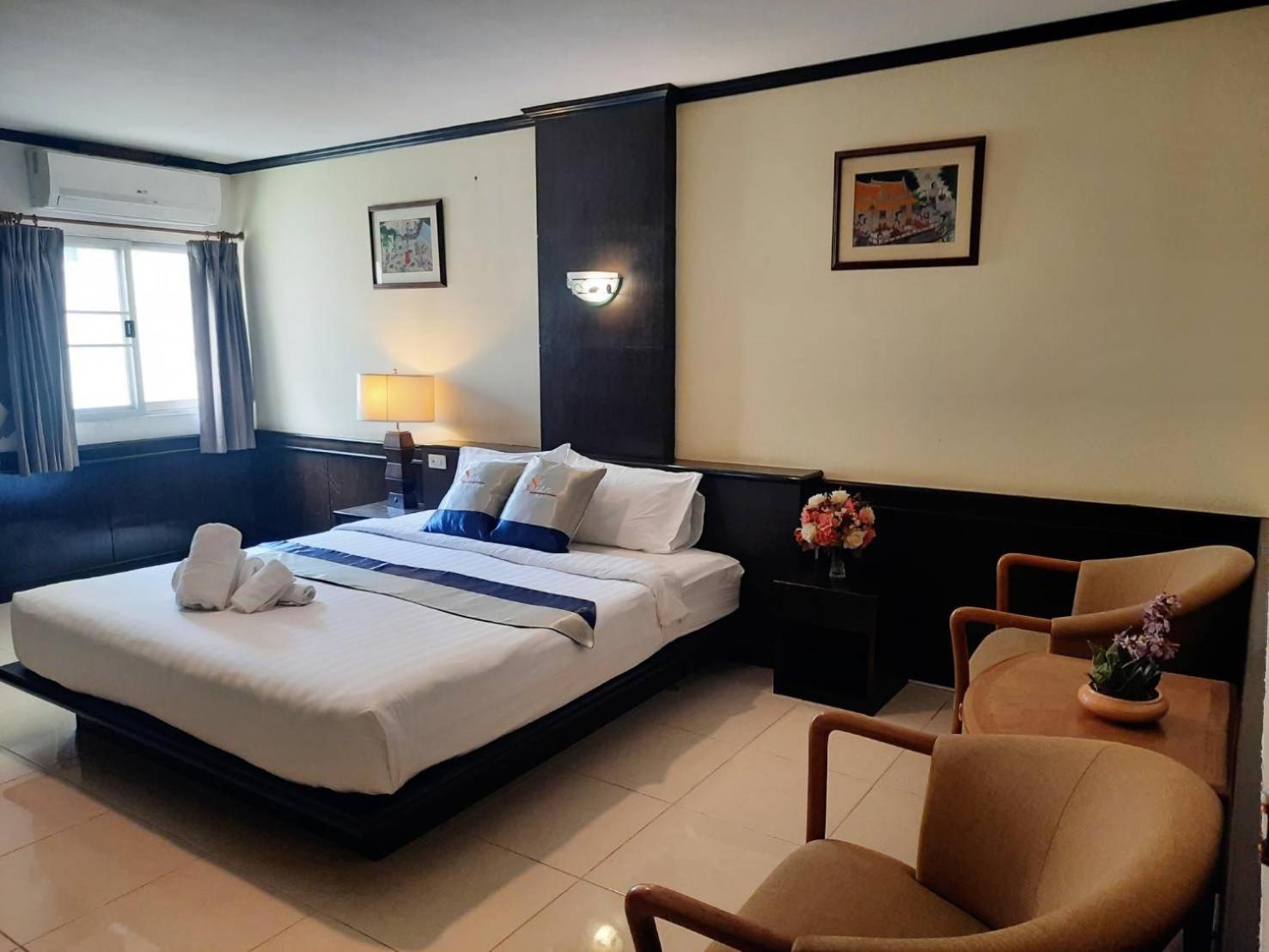 โรงแรมสยามบูทีค บุรีรัมย์ Ngoại thất bức ảnh